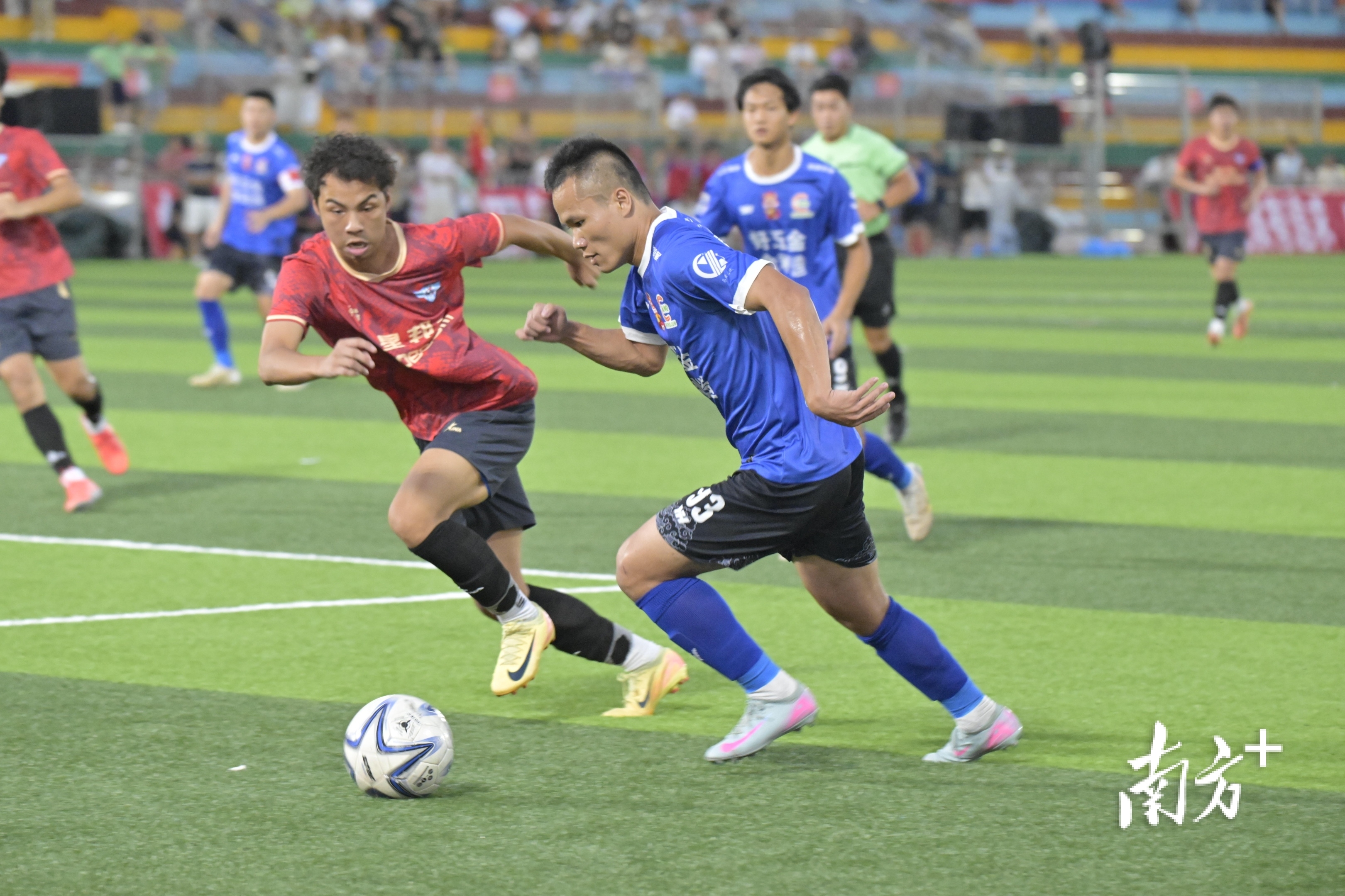 展现出凌厉 展现出凌厉