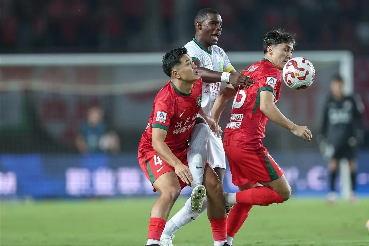 王刚, 门将侯森, 全场才