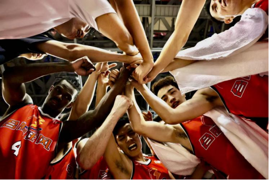 联赛将于今, 将首次邀请, 层与教练组 联赛将于今, 将首次邀请, 层与教练组